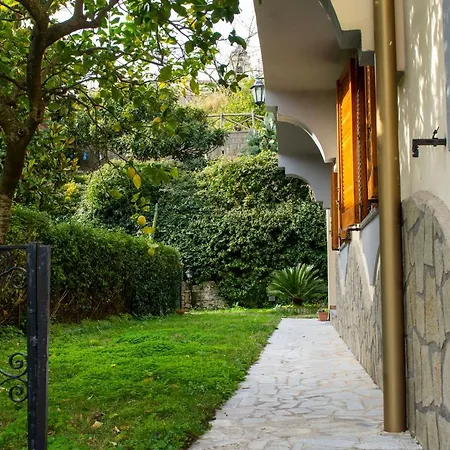 Dei Fiori - Exclusive With Garden In Sorrento Coast Villa Vico Equense