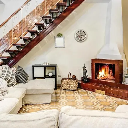 Villa Dei Fiori - Exclusive With Garden In Sorrento Coast