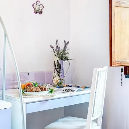 Villa Dei Fiori - Exclusive With Garden In Sorrento Coast *
