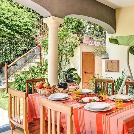 Dei Fiori - Exclusive With Garden In Sorrento Coast * Vico Equense