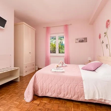 Dei Fiori - Exclusive With Garden In Sorrento Coast *