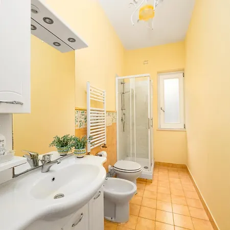 Villa Dei Fiori - Exclusive With Garden In Sorrento Coast Vico Equense